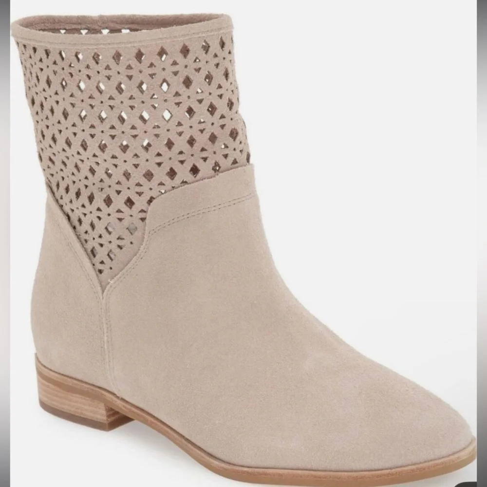 Michael Kors Sunny Suede Perforated Boots Size 11